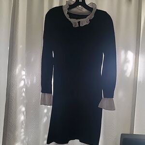 Knit dress with collar
